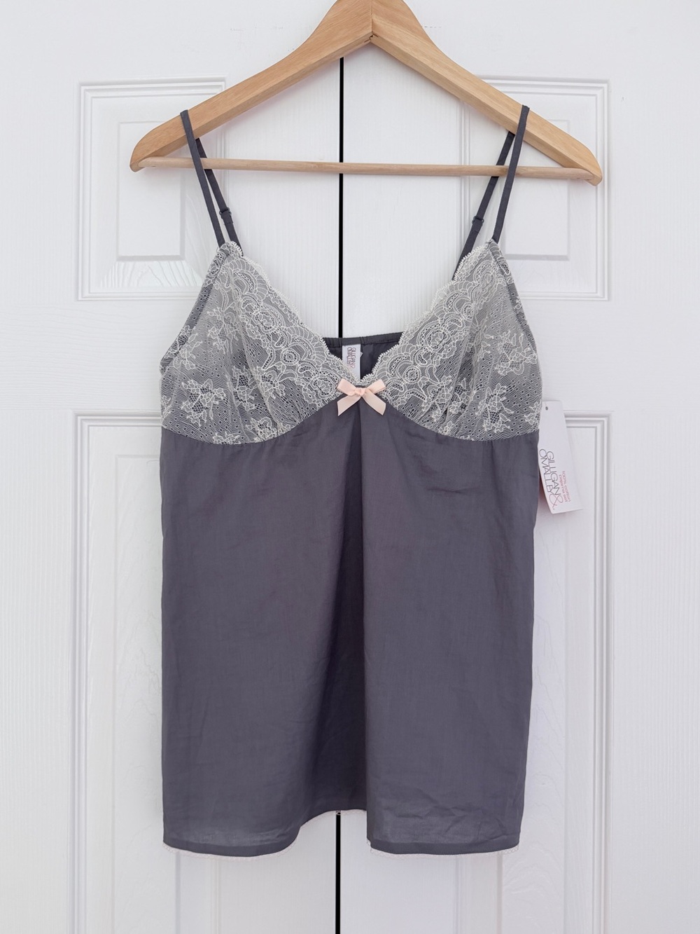 Gilligan & O'Malley Gray Camisole with Ivory Lace and Pink Bow